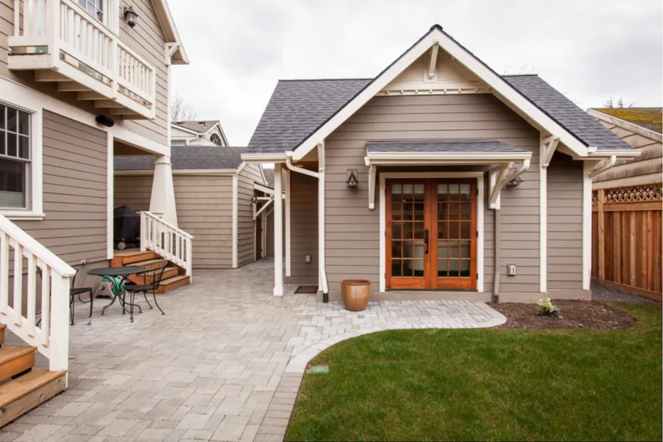Small backyard cottage with gabled roof in San Diego, California.